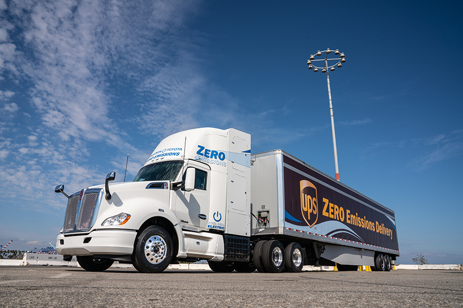 New Fuel Cell Truck by Toyota