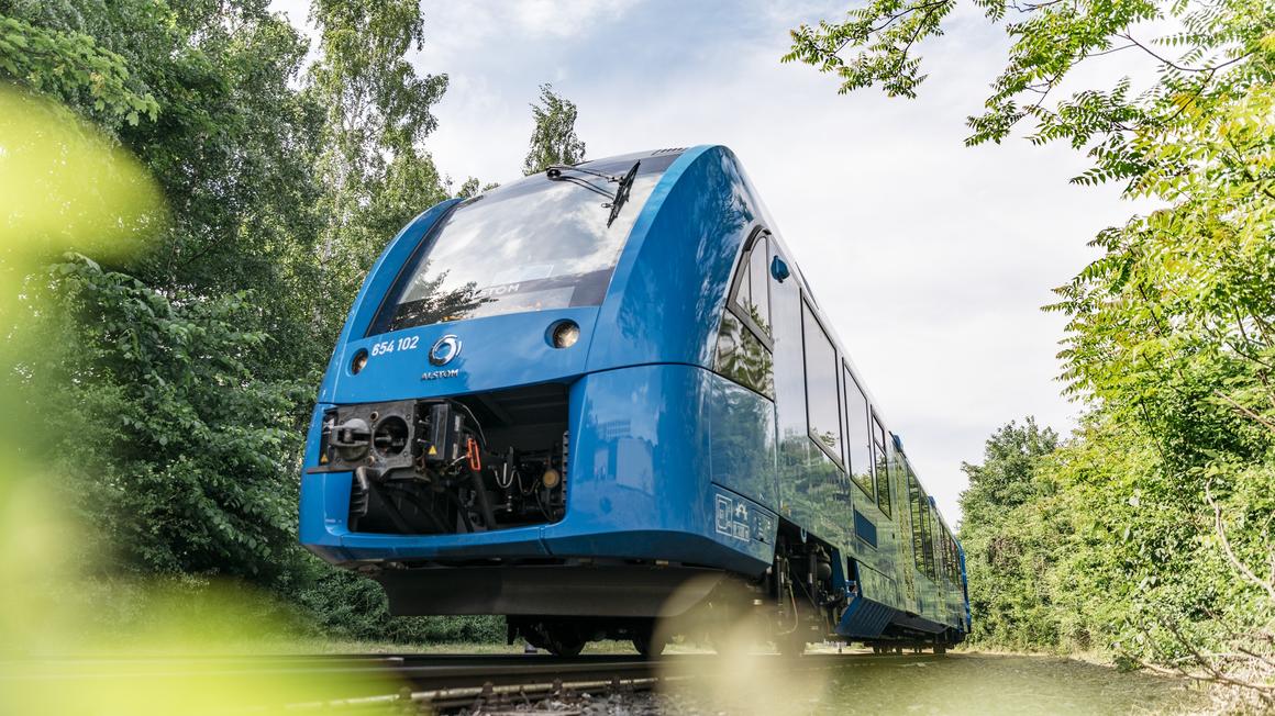 Fuel Cells Works, France: Hydrogen Train: Subject of Barbara Pompili's Trip to Tarbes