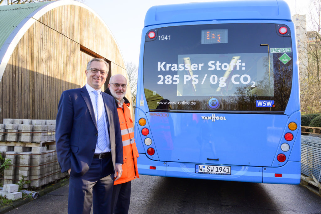 First Hydrogen Bus Arrives in Wuppertal: Hydrogen Plant Completed in February 2020 1 WSW Hydrogen Bus Fleet