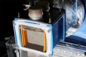 Wireless Device Makes Clean Fuel from Sunlight, CO2 and Water 1 Wireless Device Insert