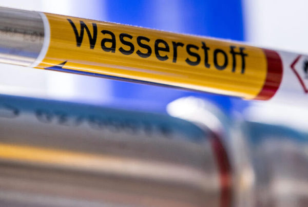 German Renewables Firm East Energy to Use Green Hydrogen to Decarbonise District Heating in Brandenburg 4 Fuel cells works, hydrogen, filstal, Pipeline, fuel cells, gas, Germany