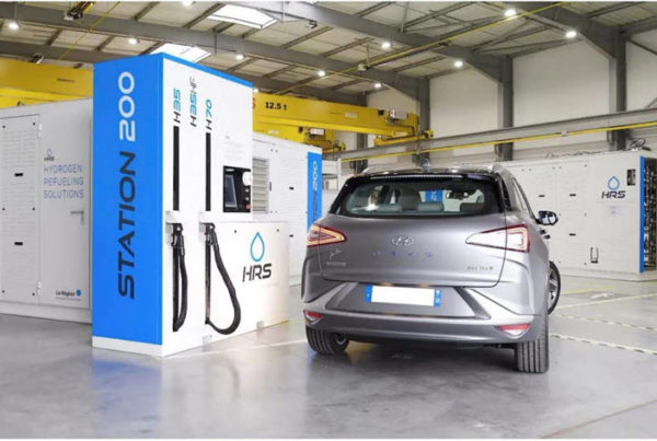"Hydrogen as a Service": HRS AND BNP PARIBAS Join Forces to Launch Leasing Offer for H2 Refueling Stations 6 HRS Refueling Hyundai
