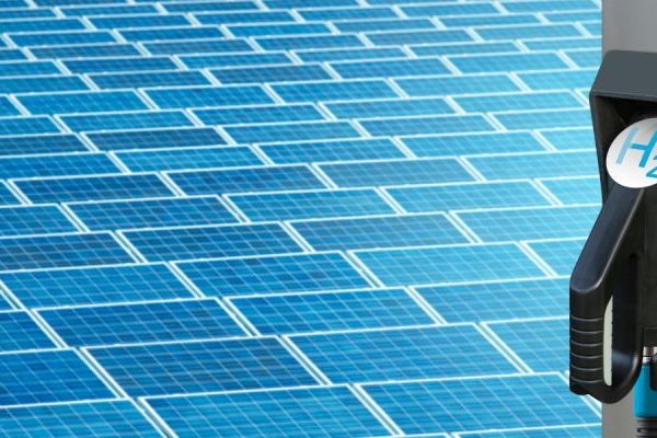 Solar Hydrogen Production Will Be Evaluated on a Free Access Platform in Chile 7 Fuel cells works, Researches Set a New Efficiency Record Set for Solar Hydrogen Production