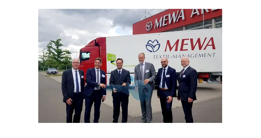 Premiere for Germany: Mewa Textil-Service Using Hyundai Hydrogen Truck