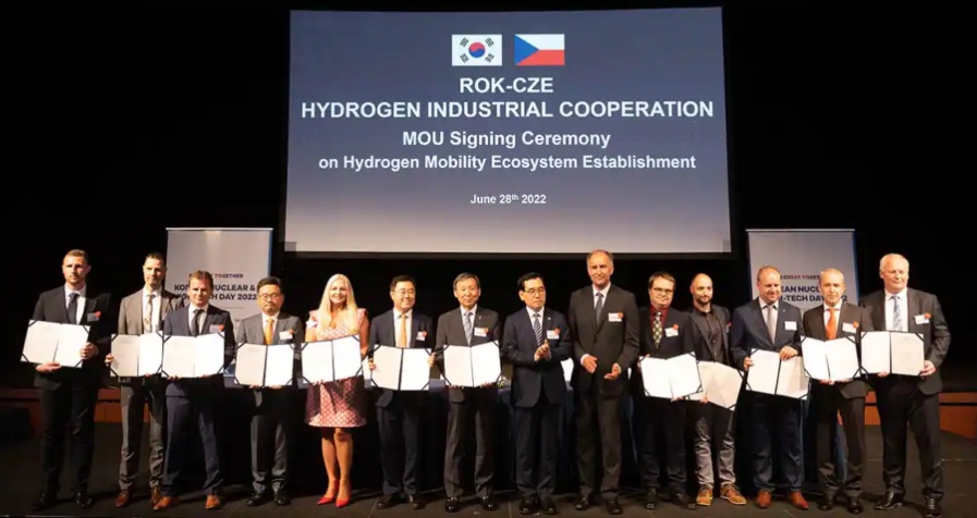 Hyundai Motor Signs Multilateral MoU to Establish Hydrogen Mobility Ecosystem in Czech Republic 1 Fuel Cells Works, Hyundai Motor Signs Multilateral MoU to Establish Hydrogen Mobility Ecosystem in Czech Republic