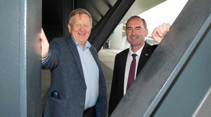 Fuel Cells Works, Bavarian Ministerial Delegation Visits Aberdeen for Tour of Hydrogen Projects