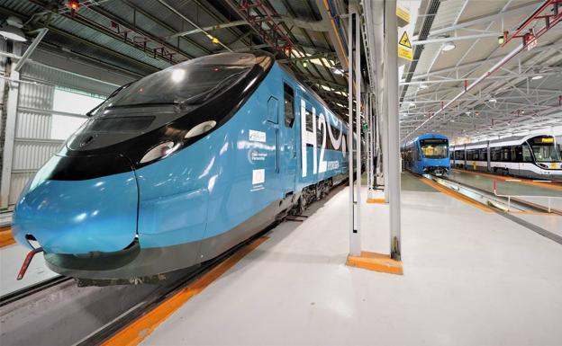 Fuel Cells Works, CAF Begins the First Tests of Its Hydrogen Train in Zaragoza