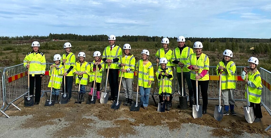 Fuel Cells Works, Sweden: H2 Green Steel Breaks Ground on Its Steel and Hydrogen Production Facility