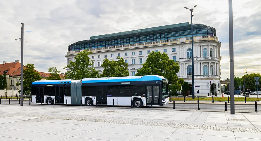 Solaris Presents Its Articulated Hydrogen Bus and Electric Midibus at ...