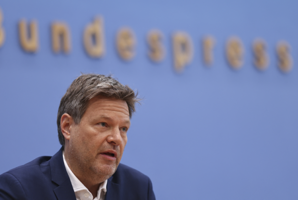 German Economics Minister Robert Habeck Wants Hydrogen Pipeline Network With State Participation 3 2022 12 03 11 35 26