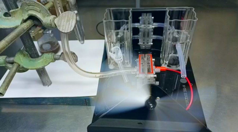 Researchers Discover A Way To Produce Hydrogen And Purify Water At The