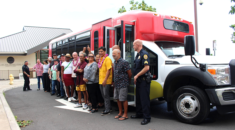 Hawai'i County Unveils First Hybrid Hydrogen- And Electric-Powered Bus - Vimarsana News