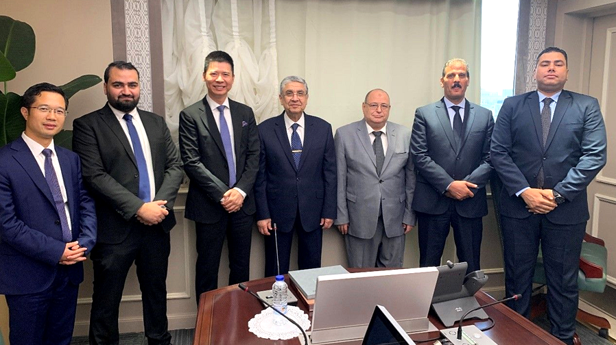 LONGi hỗ trợ Ai Cập đạt được Chiến lược năng lượng bền vững vào năm 2035 với các giải pháp Điện xanh + Hydro xanh đổi mới 2 longi trao quyền cho Ai Cập trong việc đạt được chiến lược năng lượng bền vững năm 2035 bằng các giải pháp hydro xanh năng lượng xanh cải tiến1