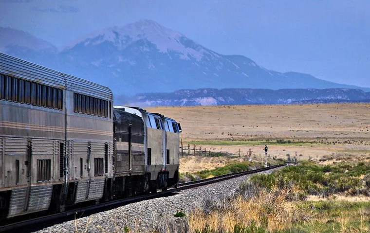 On a Hydrogen-Powered Train, Colorado Leaders Stress Urgency of Front ...