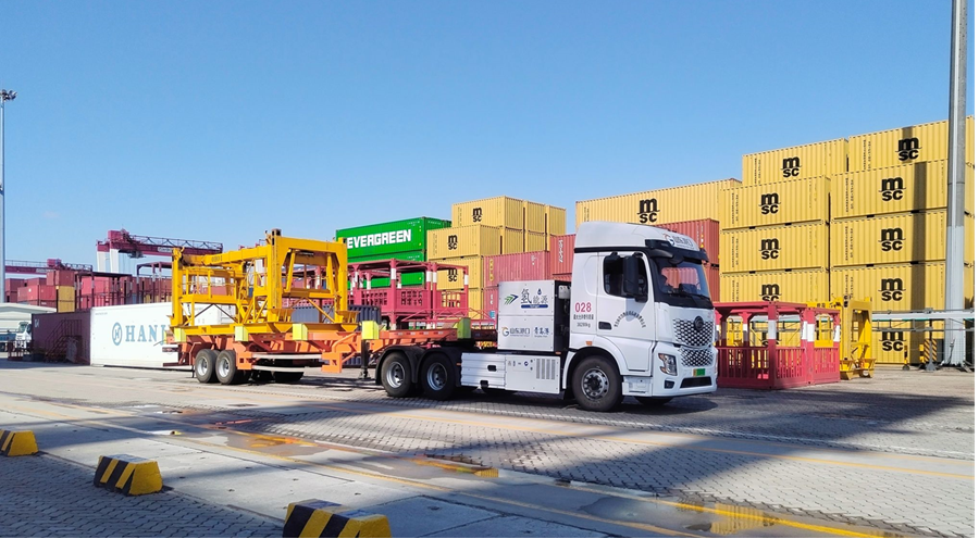 REFIRE Spearheads Decarbonization In Ports With Hydrogen Fuel Cell ...